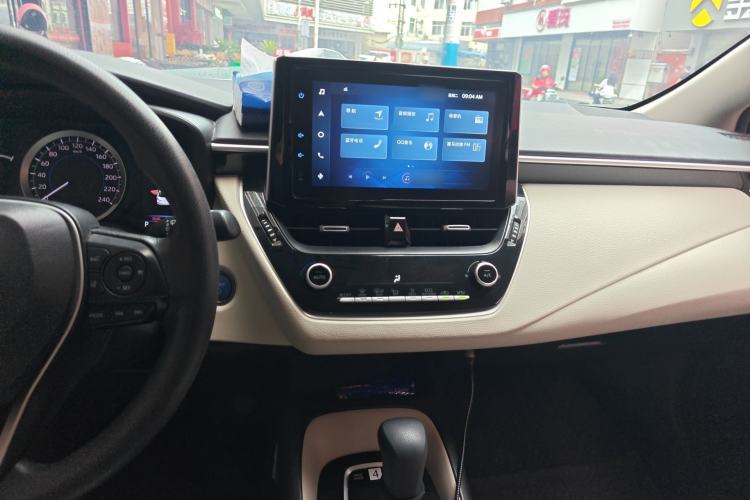 Used Toyota Corolla 2021 Dual-Motor 1.8L E-CVT Elite Edition Audio And AC Panel