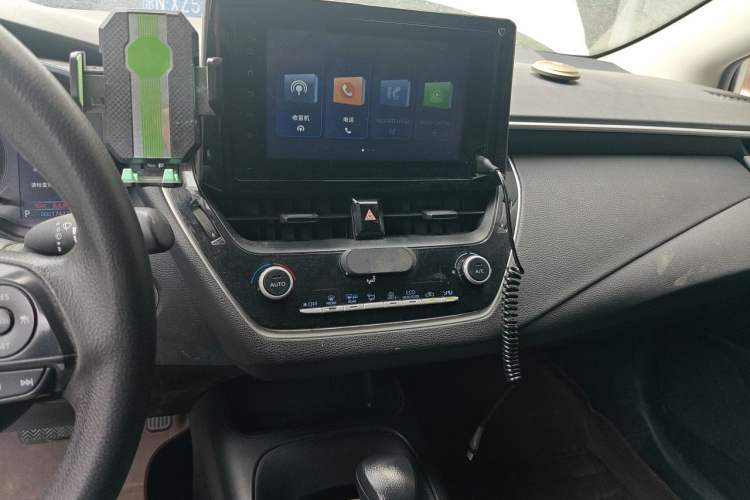 Used Toyota Corolla 2021 Dual-Engine 1.8L E-CVT Pioneer Edition Audio And AC Panel