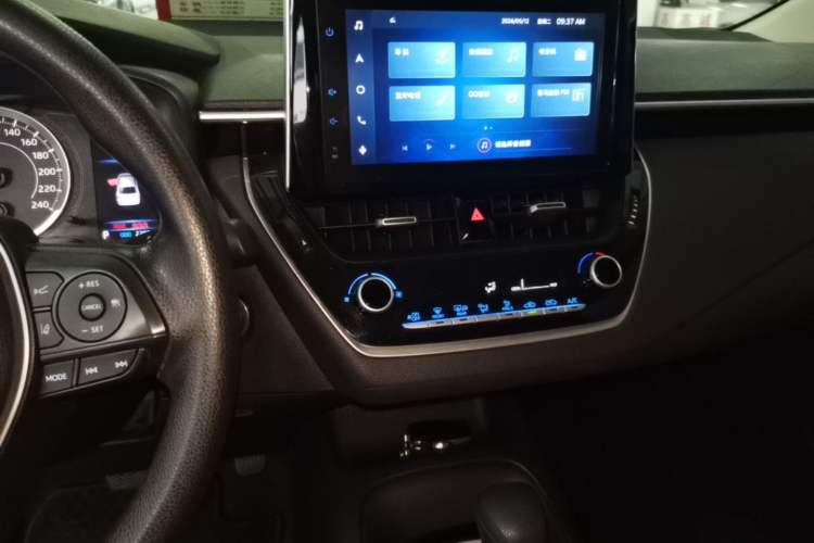 Used Toyota Corolla 2021 1.2T S-CVT Elite PLUS Edition Audio And AC Panel