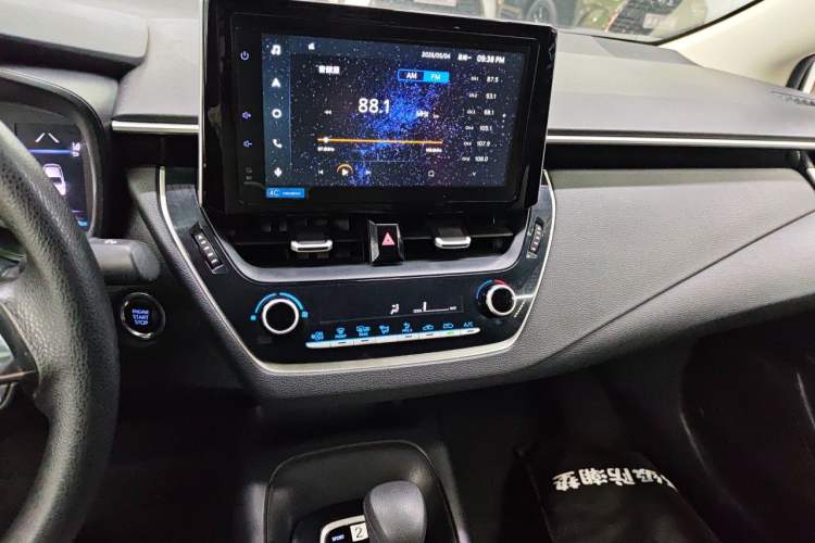 Used Toyota Corolla 2021 TNGA 1.5L CVT Elite Edition Audio And AC Panel