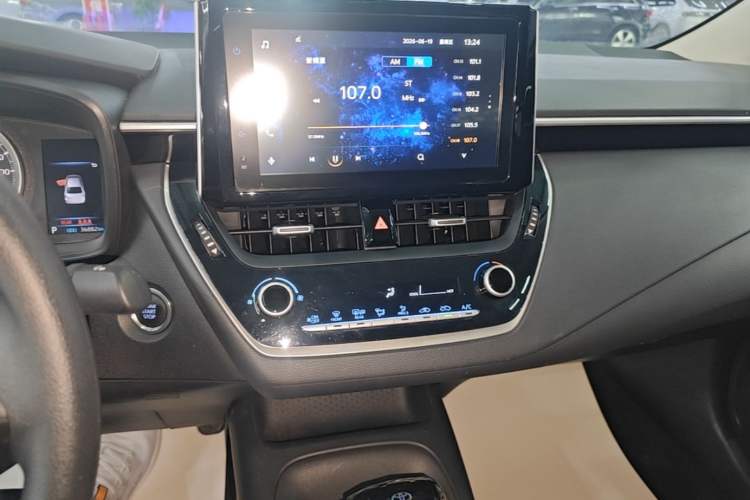 Used Toyota Corolla 2021 1.2T S-CVT Elite Edition Audio And AC Panel