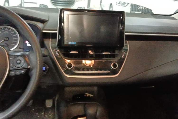 Used Toyota Corolla 2021 1.2T S-CVT Elite Edition Audio And AC Panel