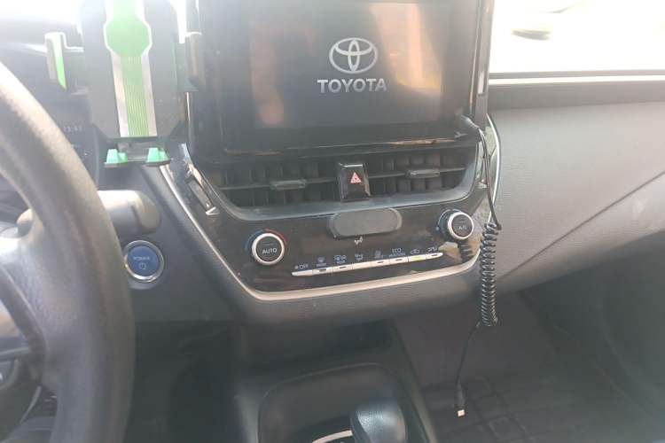 Used Toyota Corolla 2021 Dual-Engine 1.8L E-CVT Pioneer Edition Audio And AC Panel