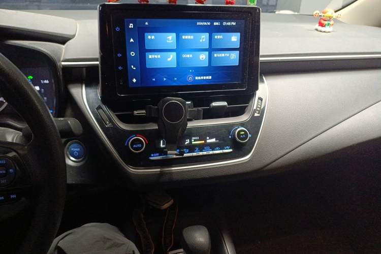Used Toyota Corolla 2021 Dual-Motor 1.8L E-CVT Elite Edition Audio And AC Panel