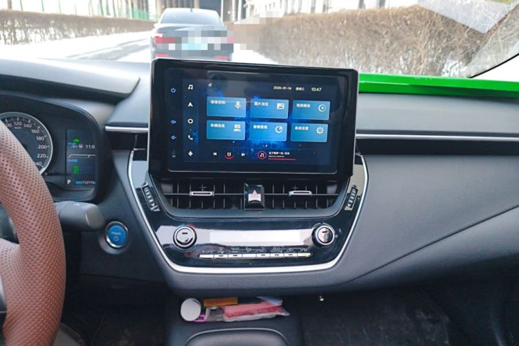 Used Toyota Corolla 2021 Dual-Motor 1.8L E-CVT Elite Edition Audio And AC Panel