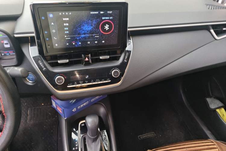 Used Toyota Corolla 2021 Dual-Motor 1.8L E-CVT Elite Edition Audio And AC Panel