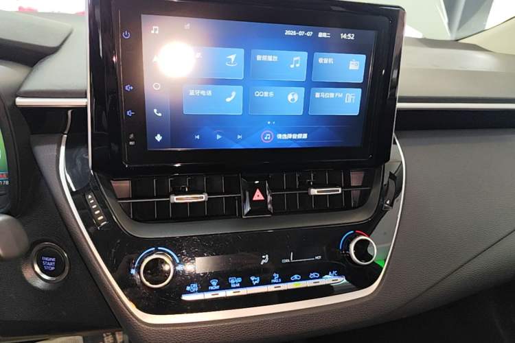 Used Toyota Corolla 2021 1.2T S-CVT Elite Edition Audio And AC Panel
