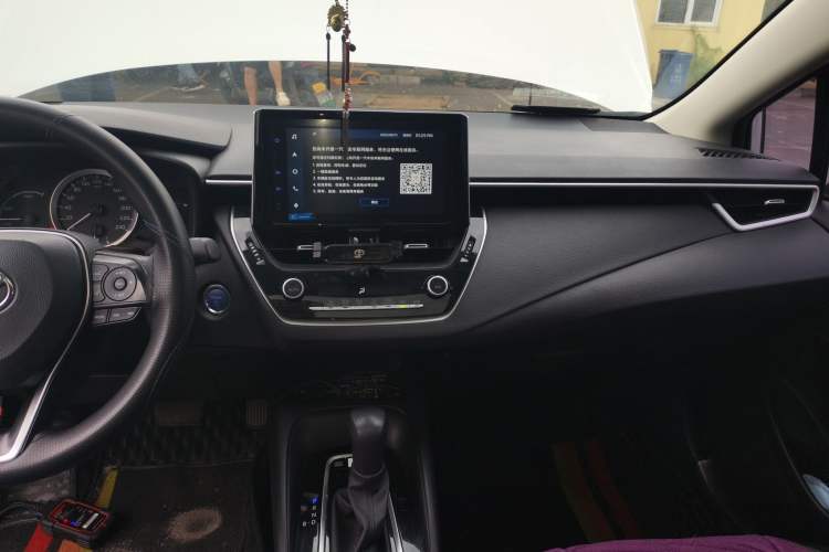 Used Toyota Corolla 2021 Dual-Motor 1.8L E-CVT Elite Edition Audio And AC Panel