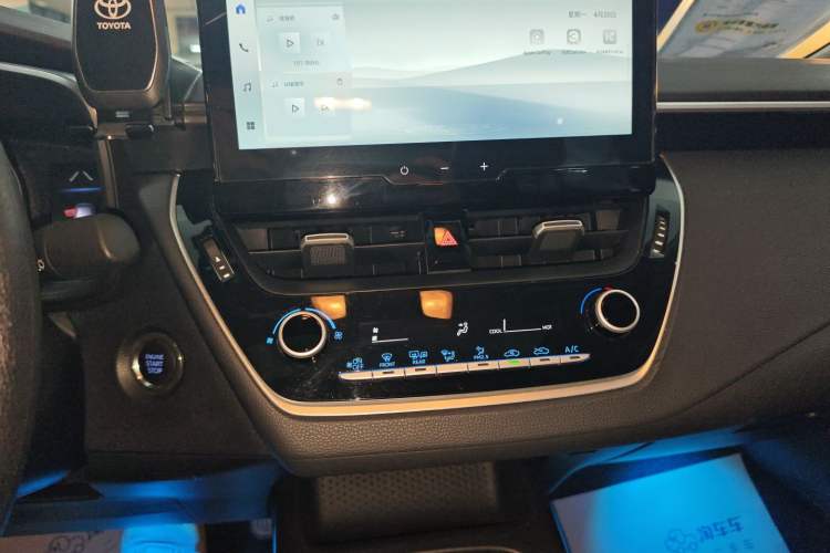 Used Toyota Corolla 2021 1.2T S-CVT Elite PLUS Edition Audio And AC Panel