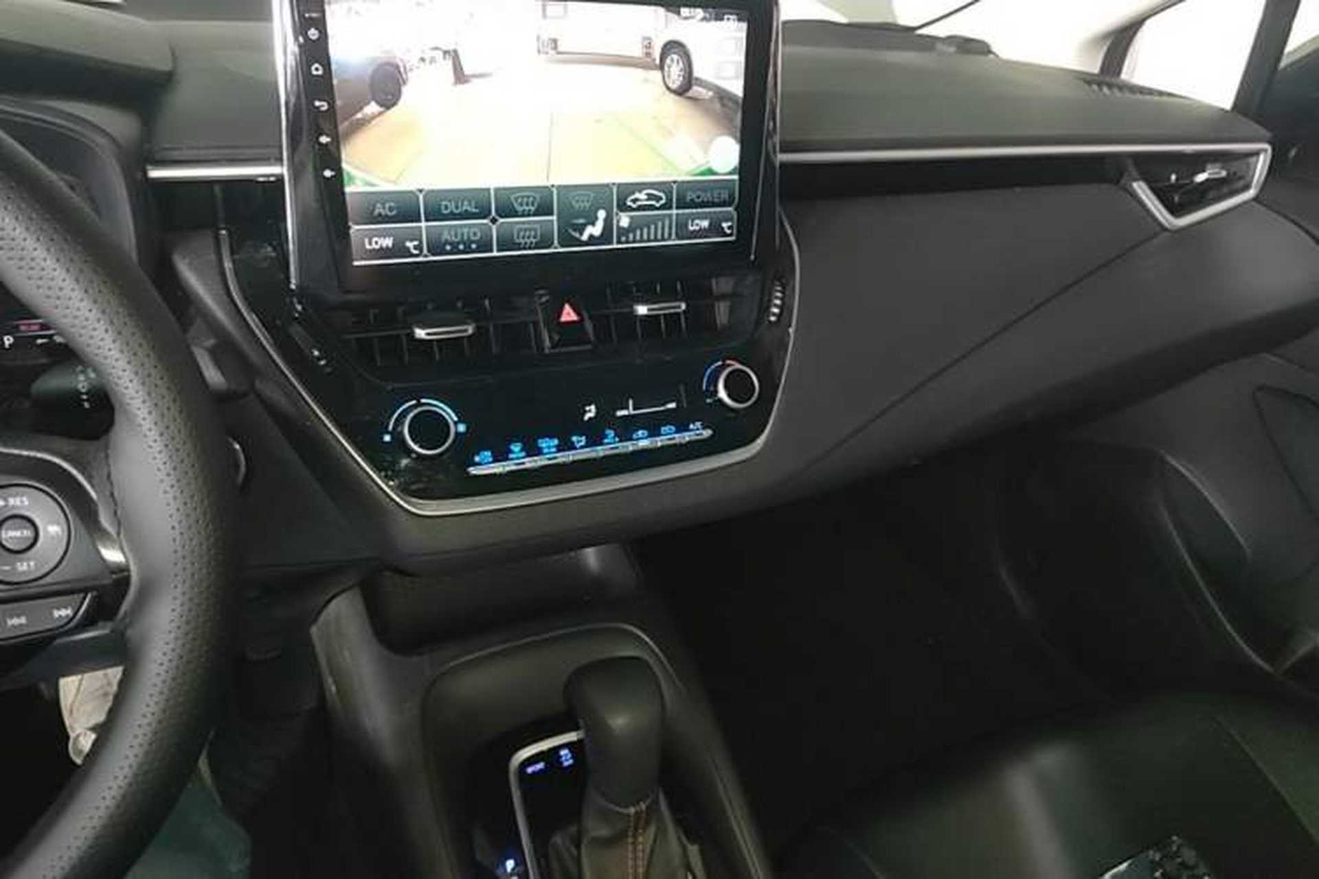 Used Toyota Corolla 2021 1.2T S-CVT Elite PLUS Edition Audio And AC Panel