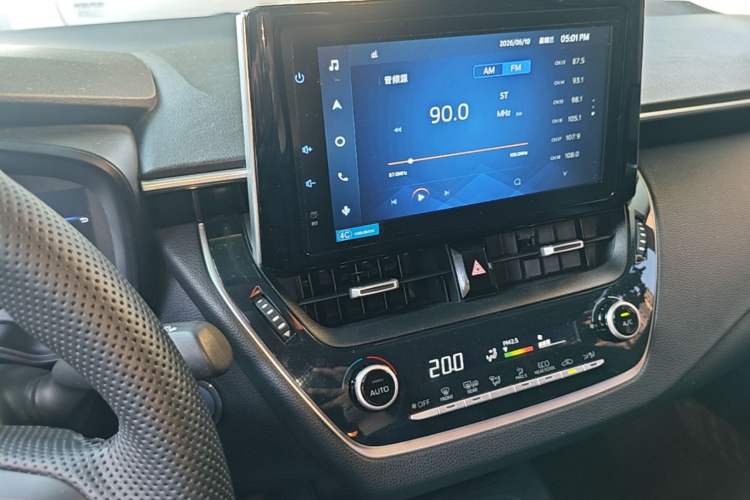 Used Toyota Corolla 2021 Dual-Motor 1.8L E-CVT Elite Edition Audio And AC Panel