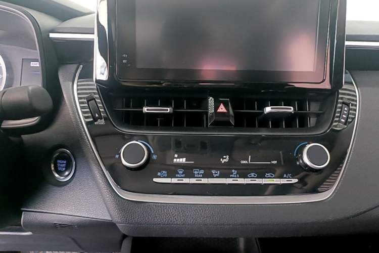 Used Toyota Corolla 2021 1.2T S-CVT Elite PLUS Edition Audio And AC Panel