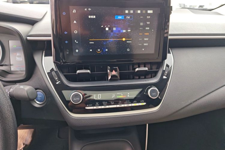 Used Toyota Corolla 2021 Dual-Motor 1.8L E-CVT Elite Edition Audio And AC Panel