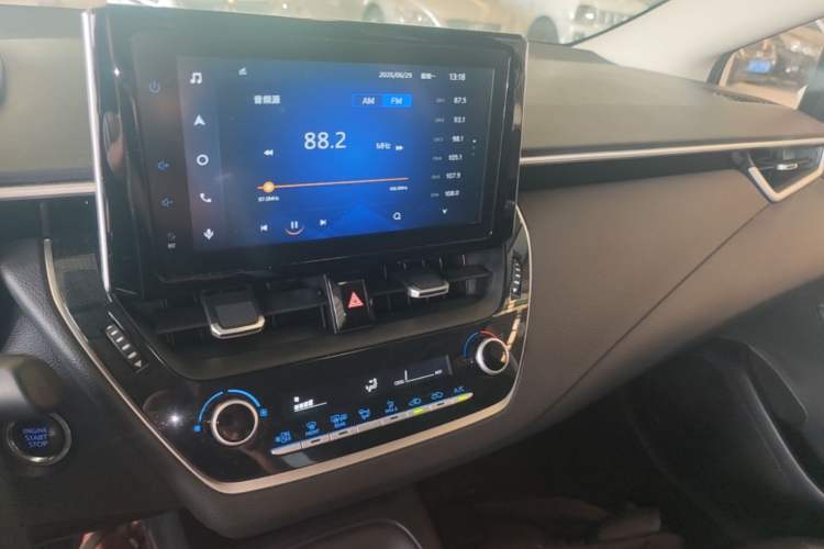 Used Toyota Corolla 2021 1.2T S-CVT Elite PLUS Edition Audio And AC Panel