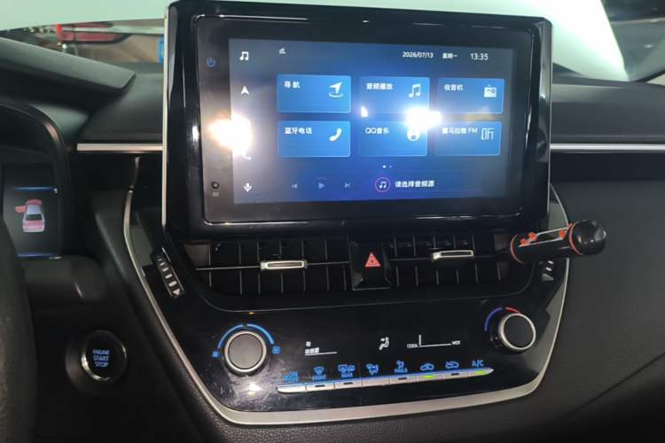 Used Toyota Corolla 2021 TNGA 1.5L CVT Elite Edition Audio And AC Panel