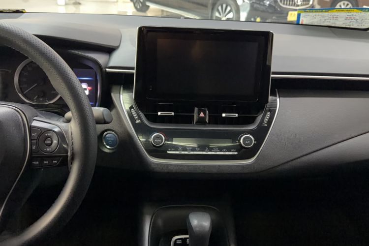 Used Toyota Corolla 2021 Dual-Motor 1.8L E-CVT Elite Edition Audio And AC Panel