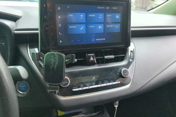 Used Toyota Corolla 2021 Dual-Motor 1.8L E-CVT Elite Edition Audio And AC Panel