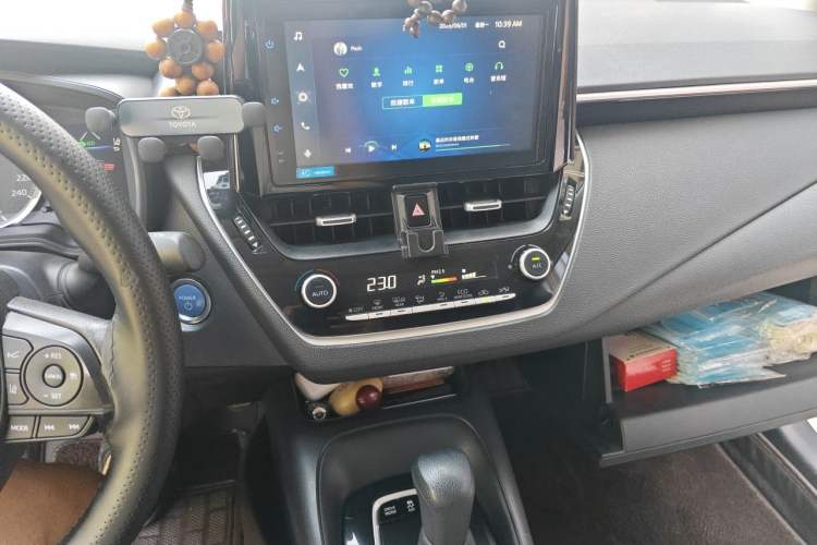 Used Toyota Corolla 2021 Dual-Motor 1.8L E-CVT Elite Edition Audio And AC Panel