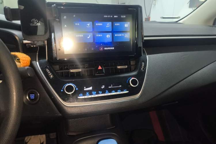 Used Toyota Corolla 2021 1.2T S-CVT Elite Edition Audio And AC Panel