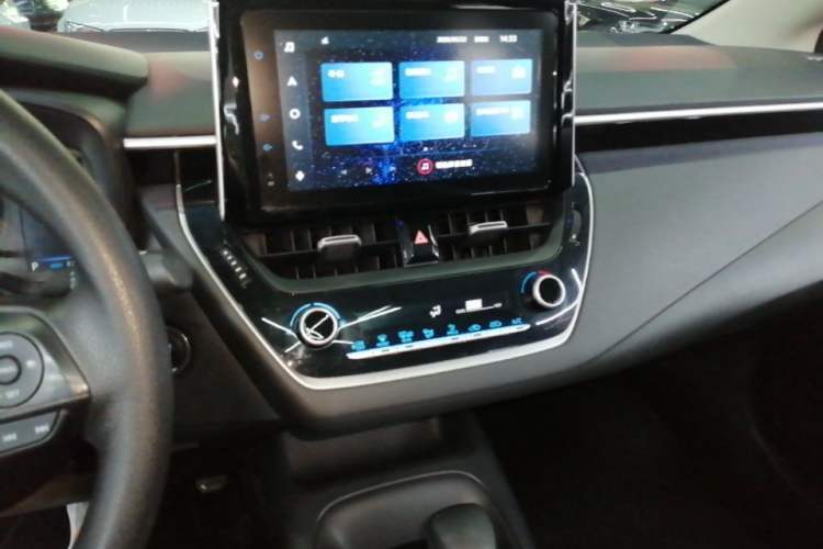 Used Toyota Corolla 2021 1.2T S-CVT Elite PLUS Edition Audio And AC Panel