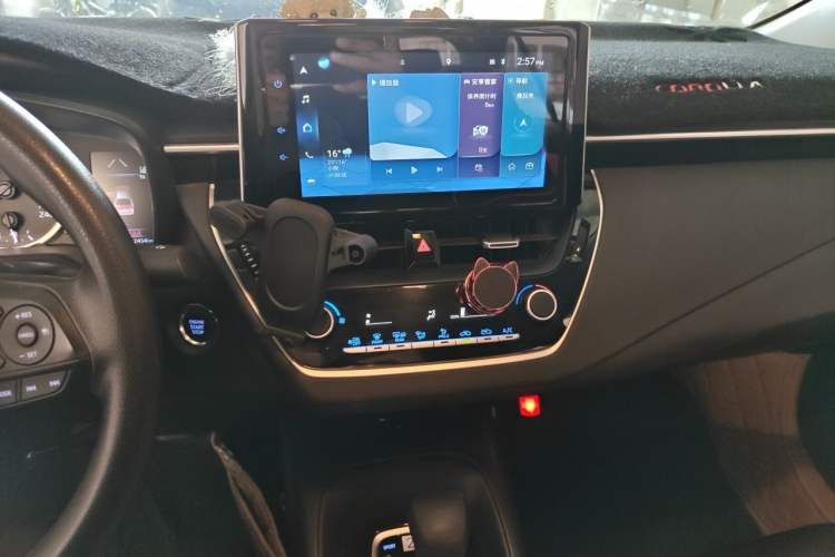 Used Toyota Corolla 2021 TNGA 1.5L CVT Elite Edition Audio And AC Panel