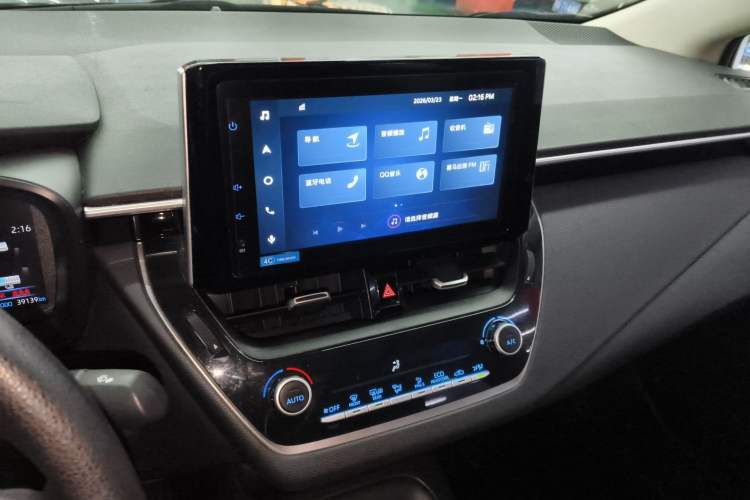 Used Toyota Corolla 2021 Dual-Motor 1.8L E-CVT Elite Edition Audio And AC Panel