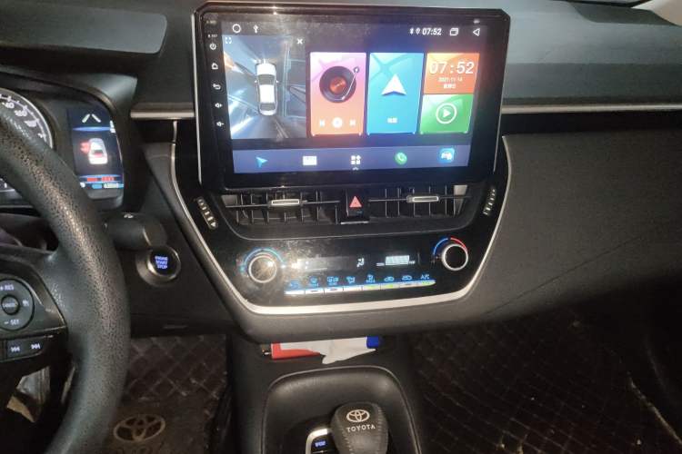 Used Toyota Corolla 2021 TNGA 1.5L CVT Elite Edition Audio And AC Panel