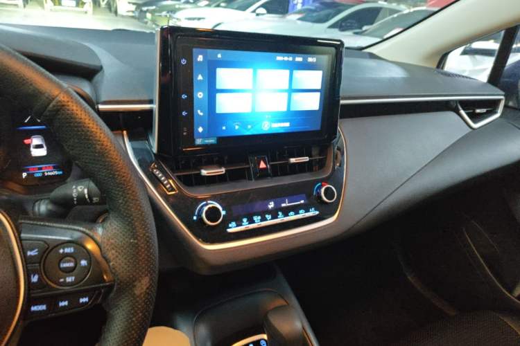 Used Toyota Corolla 2021 1.2T S-CVT Elite Edition Audio And AC Panel