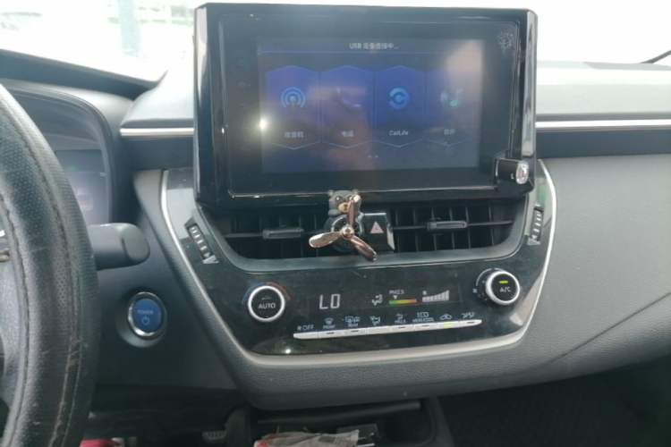 Used Toyota Corolla 2021 Dual-Engine 1.8L E-CVT Pioneer Edition Audio And AC Panel