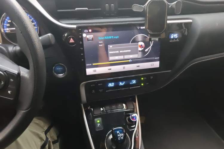 Used Toyota Corolla 2021 Dual-Motor 1.8L E-CVT Elite Edition Audio And AC Panel