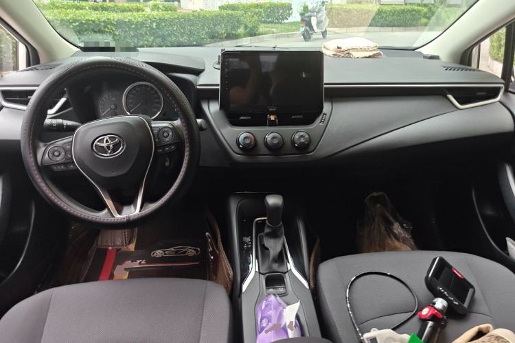 Used Toyota Corolla 2021 1.2T S-CVT Pioneer Edition Center Console