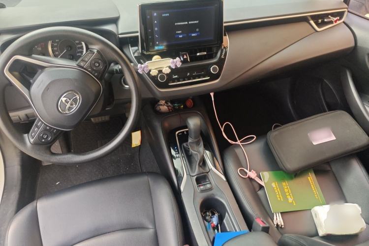 Used Toyota Corolla 2021 TNGA 1.5L CVT Elite Edition Center Console