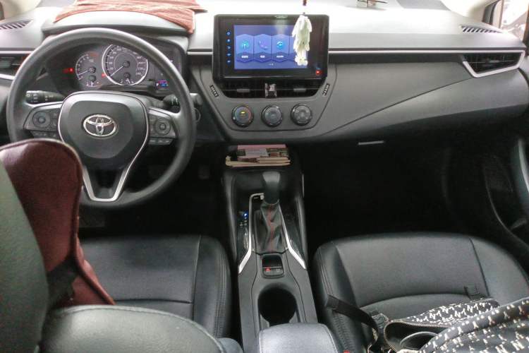 Used Toyota Corolla 2021 1.2T S-CVT Pioneer PLUS Edition Center Console