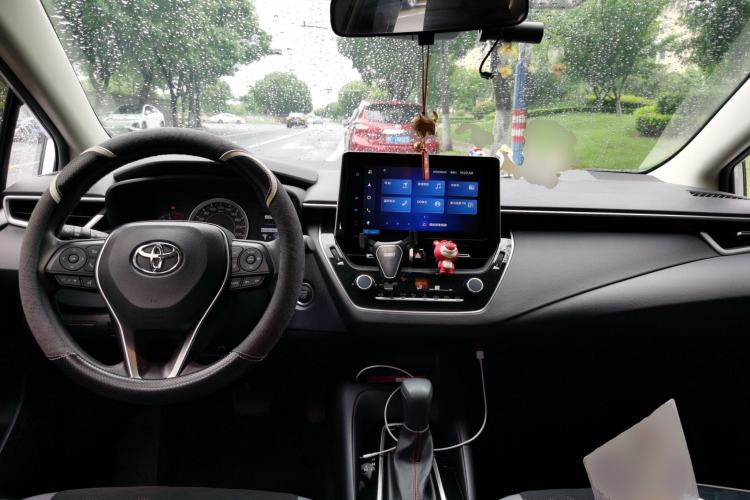 Used Toyota Corolla 2021 1.2T S-CVT Elite PLUS Edition Center Console