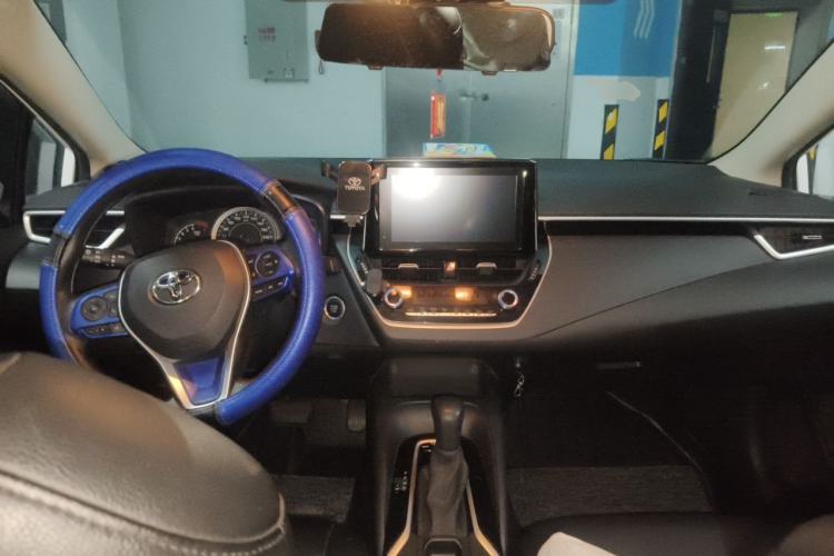 Used Toyota Corolla 2021 1.2T S-CVT Elite Edition Center Console