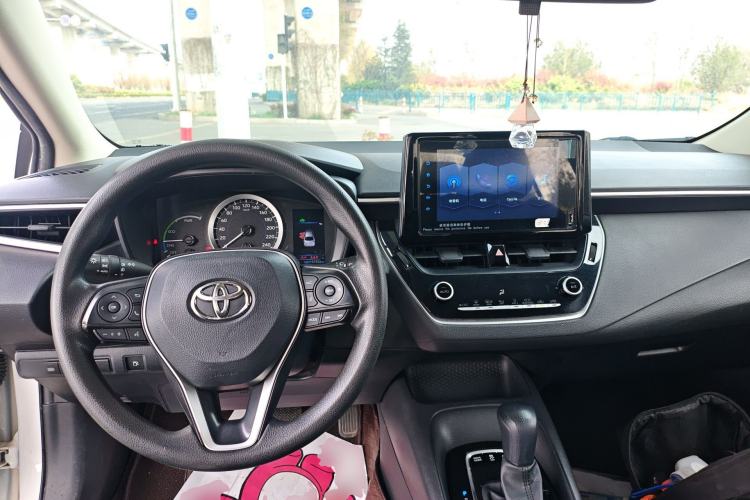 Used Toyota Corolla 2021 Dual-Engine 1.8L E-CVT Pioneer Edition Center Console
