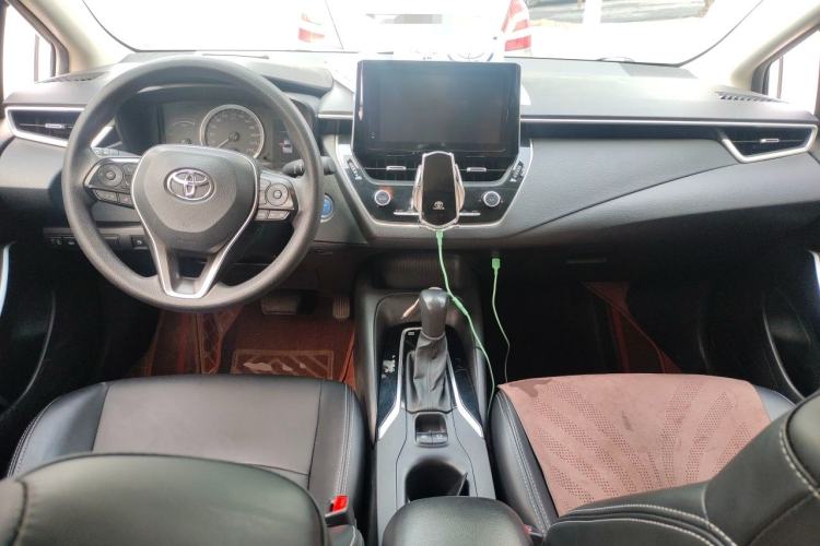 Used Toyota Corolla 2021 Dual-Motor 1.8L E-CVT Elite Edition Center Console