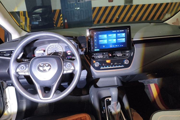 Used Toyota Corolla 2021 1.2T S-CVT Elite PLUS Edition Center Console