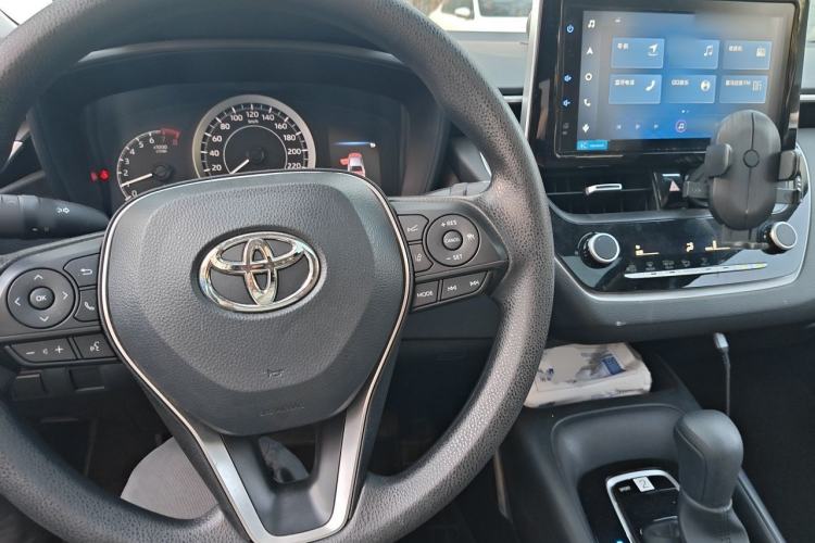 Used Toyota Corolla 2021 TNGA 1.5L CVT Elite Edition Center Console