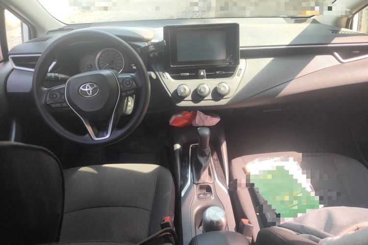Used Toyota Corolla 2021 1.2T S-CVT Pioneer Edition Center Console