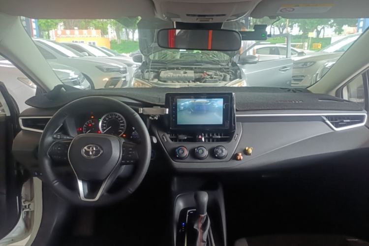 Used Toyota Corolla 2021 1.2T S-CVT Pioneer PLUS Edition Center Console