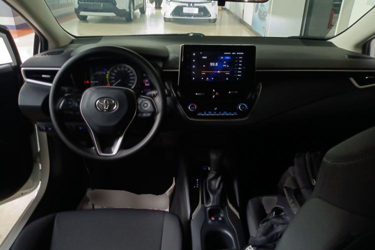 Used Toyota Corolla 2021 Dual-Motor 1.8L E-CVT Elite Edition Center Console