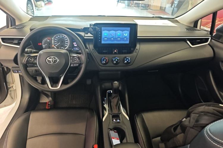 Used Toyota Corolla 2021 1.2T S-CVT Pioneer PLUS Edition Center Console
