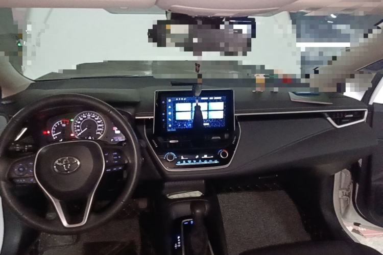 Used Toyota Corolla 2021 1.2T S-CVT Luxury Edition Center Console