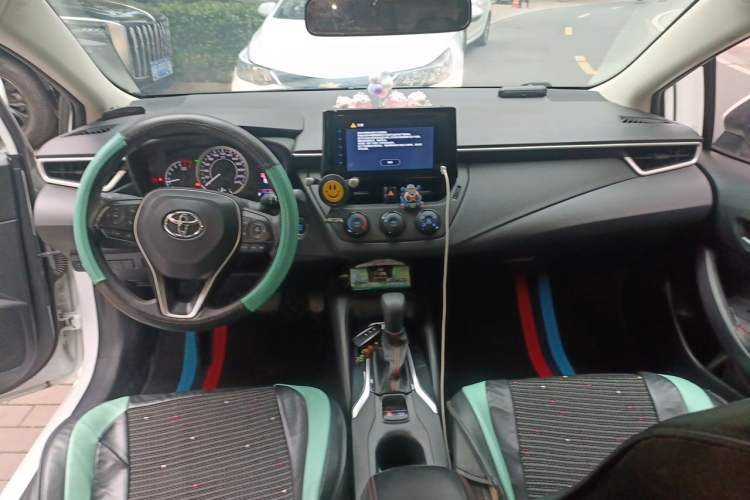 Used Toyota Corolla 2021 1.2T S-CVT Pioneer PLUS Edition Center Console