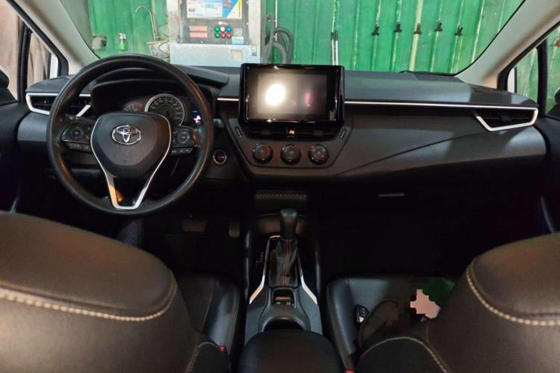 Used Toyota Corolla 2021 1.2T S-CVT Pioneer PLUS Edition Center Console