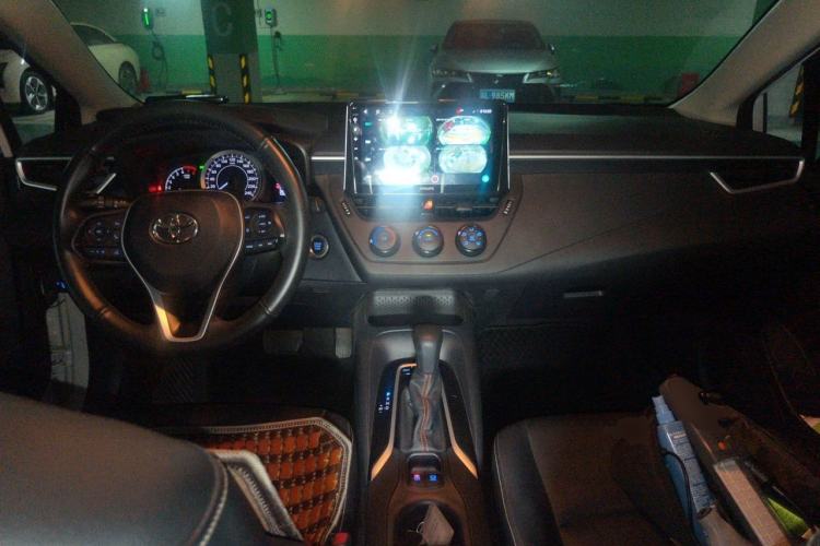Used Toyota Corolla 2021 1.2T S-CVT Pioneer PLUS Edition Center Console