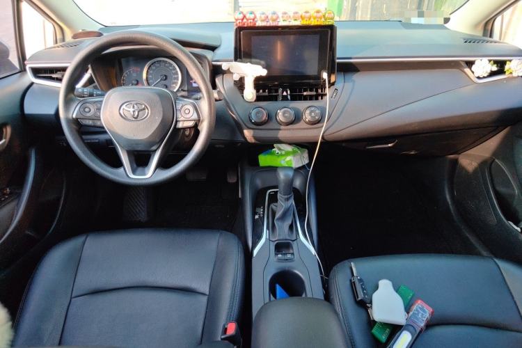 Used Toyota Corolla 2021 1.2T S-CVT Pioneer Edition Center Console