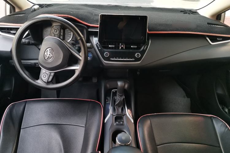 Used Toyota Corolla 2021 Dual-Motor 1.8L E-CVT Elite Edition Center Console
