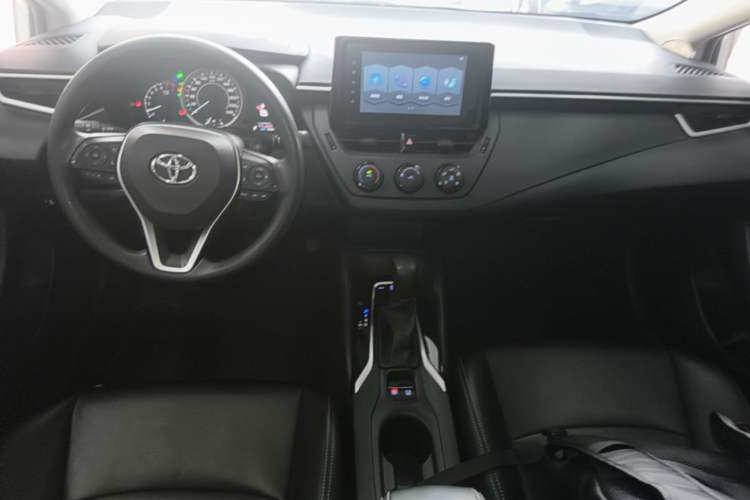 Used Toyota Corolla 2021 1.2T S-CVT Pioneer Edition Center Console